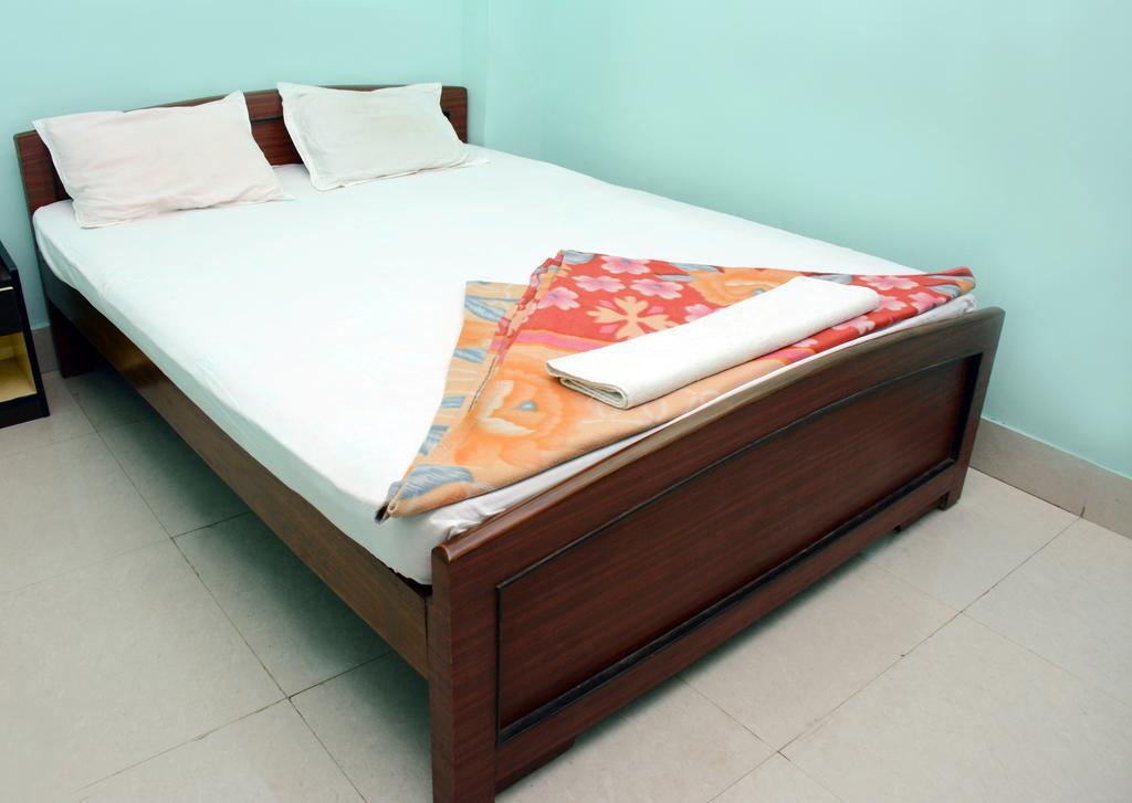 Hotel Nirmal Inn Bhubaneswar Værelse billede